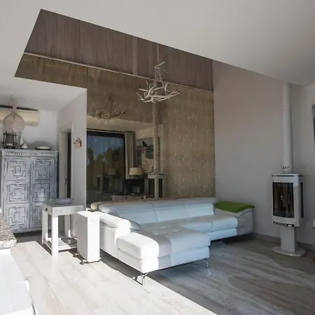 The House Roof Apartamento *